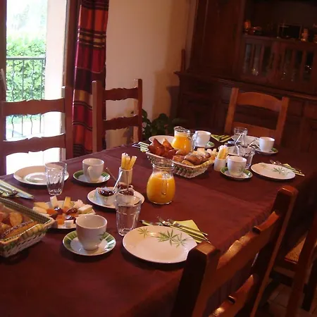 D'hôtes Les Palmiers De La Cité 4*