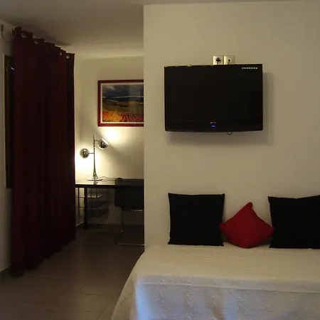 D'hotes Les Palmiers De La Cite 3*