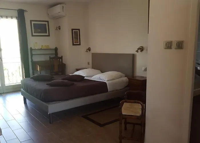 D'hotes Les Palmiers De La Cite